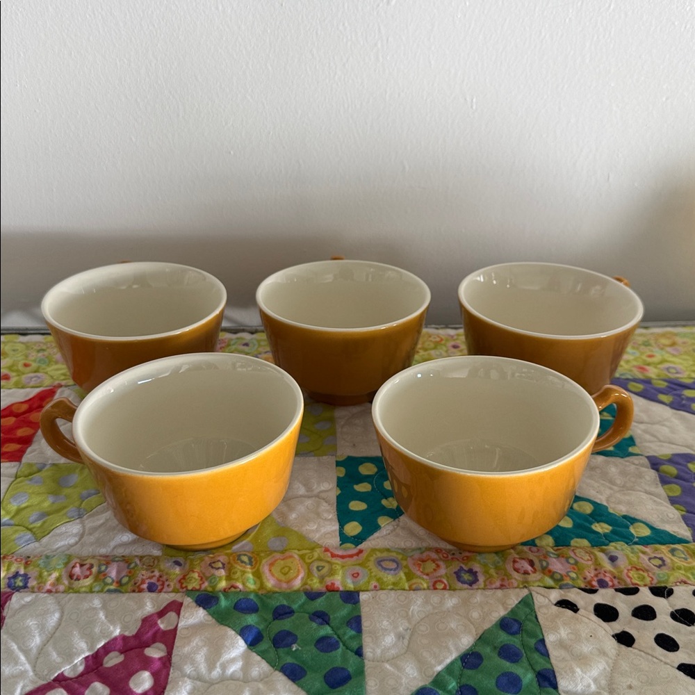 VINTAGE Homer Laughlin Morocco MCM Set of 5 Coffee Cups Set